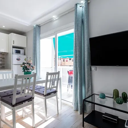 Apartment 523 Playa Americas , Wi Fi Gratis Y Piscina Playa de las Americas (Tenerife)